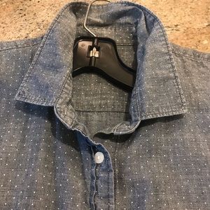 J Crew denim collared shirt w/ long sleeves Size L